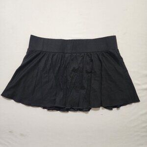 Forever 21 Sport Skirt Black with Built in Shorts with a Pockets
